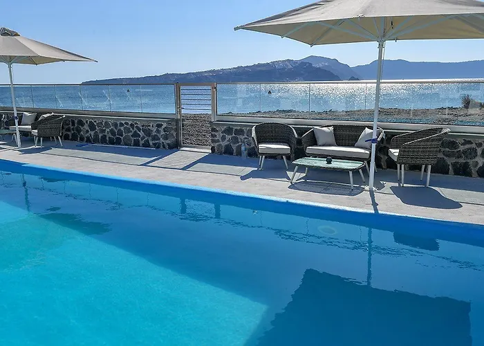 Paradise Aparthotel Thirasia