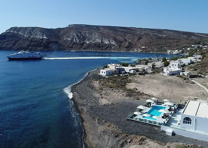 Paradise 4* Thirasia