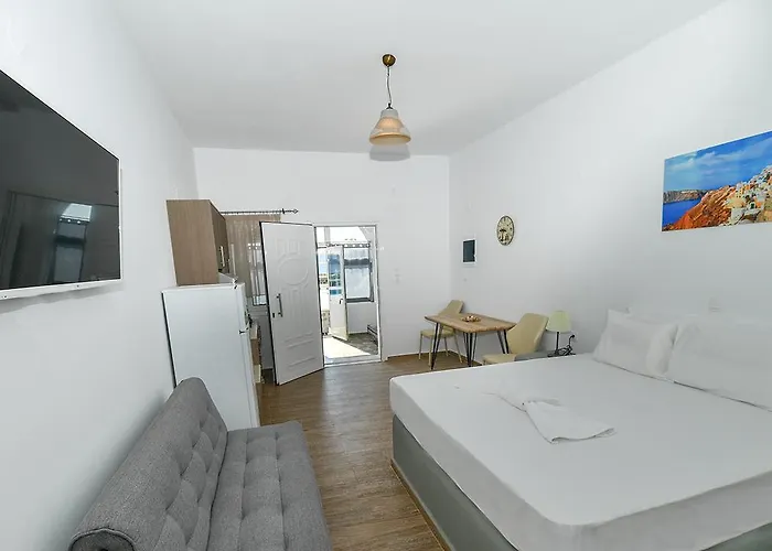 Aparthotel Paradise Thirasia