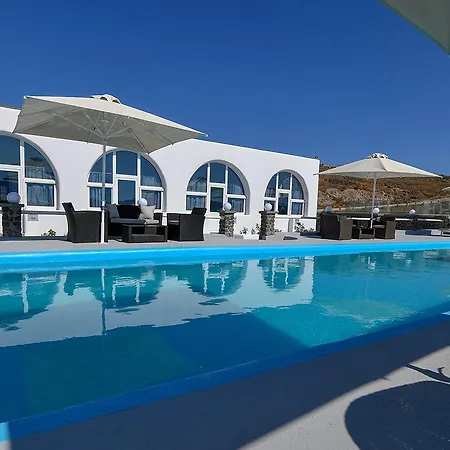 Paradise Aparthotel Thirasia